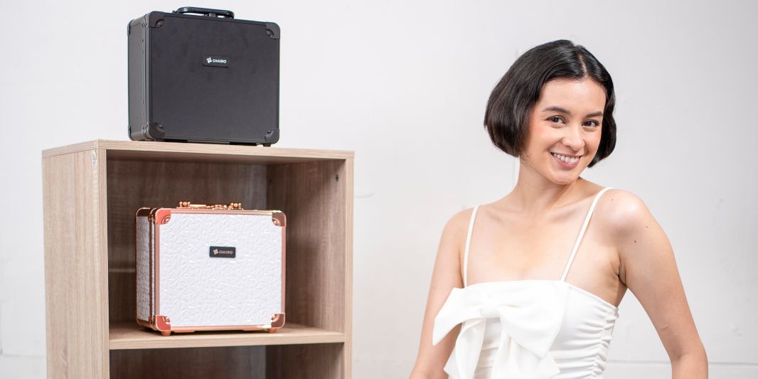 Why You Need the OMIRO Makeup Case with Light-Up Mirror – Only $49.99