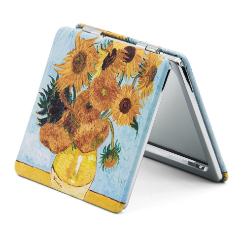 Omiro Patterned Compact Mirror