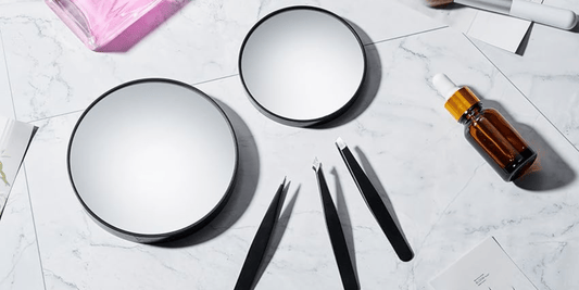 The Science Behind Magnifying Makeup Mirrors