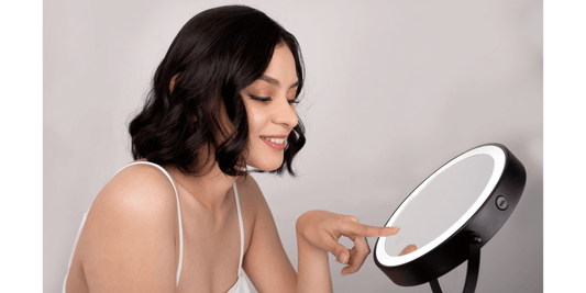 Why Lighted Mirrors Are the Latest Trend: Illuminating the Path to Better Grooming