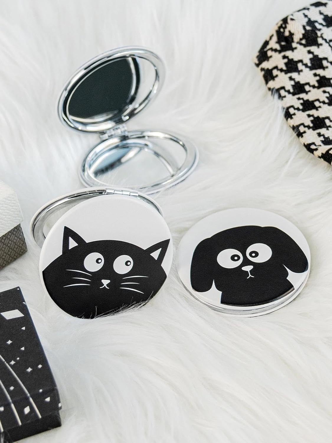 OMIRO 1X/10X Compact Magnifying Mirror, Unique Painting Pocket Mirror with Classical PU Leather (Round)